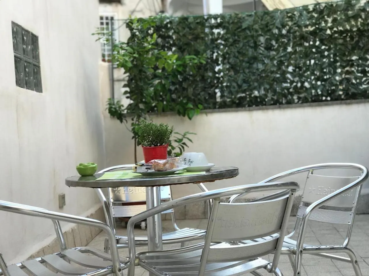 Sunflower Garden Palermo Bed & Breakfast